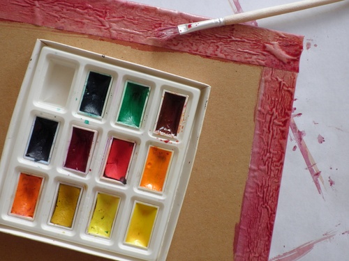 Scrapbooking: ένα χειροποίητο από τις 9 Μαΐου με τα χέρια τους στο σχολείο