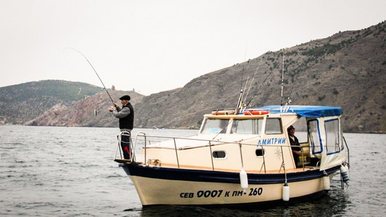 Ψάρεμα στην Κριμαία, είδος, τι ψάρι βρίσκεται. Τα καλύτερα μέρη για την αλιεία στην Κριμαία