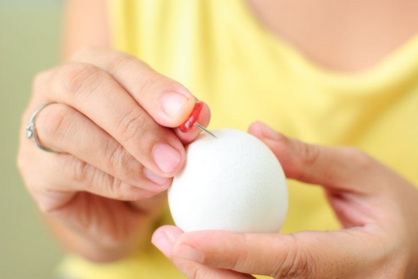 Πώς να διακοσμήσετε τα αυγά για το Πάσχα με τα χέρια σας - ενδιαφέρουσες μάστερ μαθήματα με φωτογραφίες