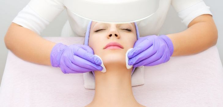Τι είναι το χημικό peeling; 