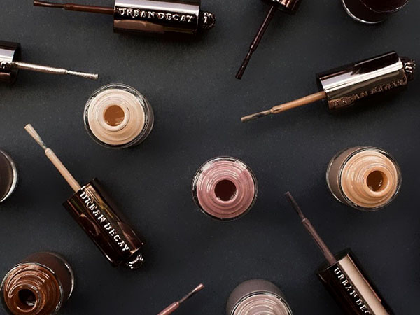 Γυμνό πολυτέλεια: μια συλλογή από βερνίκια Urban Decay Naked 2016