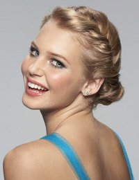 Hairstyles στο χορό 2012