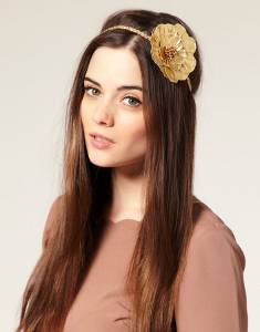 Hairstyles με έναν επίδεσμο για τα μαλλιά Hairstyles με έναν επίδεσμο για τα μαλλιά