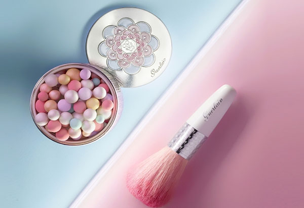 Πολυτελή λάμψη: διακοσμητική συλλογή Guerlain Meteorites Happy Glow 2017