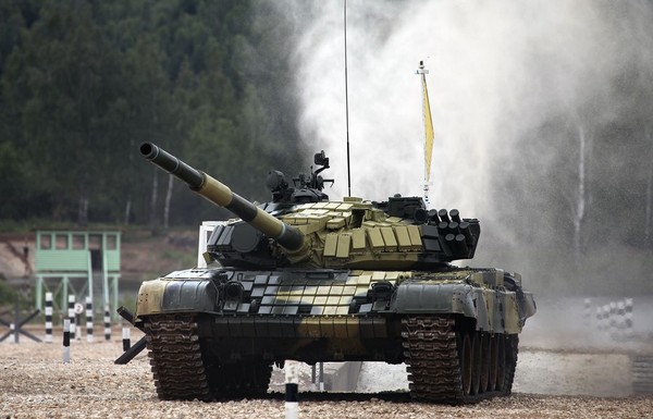 Ημέρα του tankman το 2016 στη Ρωσία και την Ουκρανία - συγχαρητήρια για το στίχο και την πεζογραφία
