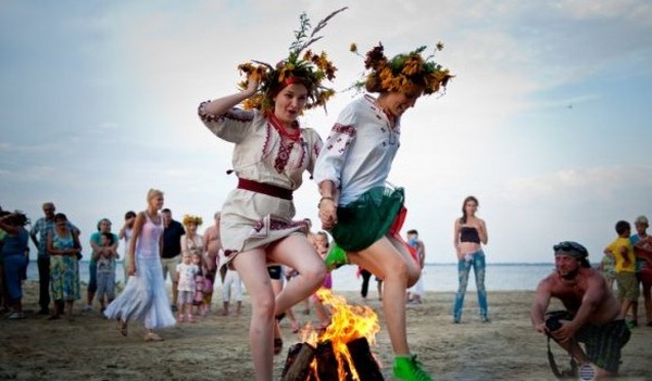 Ποιος είναι ο αριθμός του Ivan Kupala το 2016; Ποια τύχη, τελετουργίες, παραδόσεις συνδέονται με τις διακοπές; Τι να κάνετε για τον Ivan Kupala, συγχαρητήρια Ποιος είναι ο αριθμός του Ivan Kupala το 2016; Ποια τύχη, τελετουργίες, παραδόσεις συνδέονται με τις διακοπές; Τι να κάνετε για τον Ivan Kupala, συγχαρητήρια