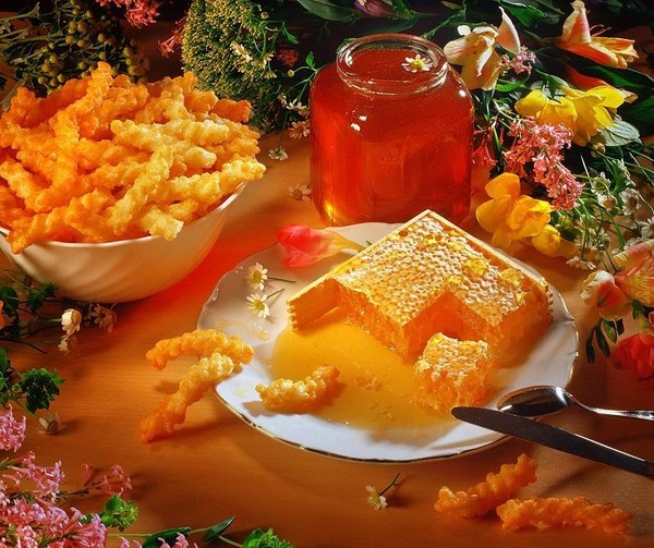 Honey Spas 2016 - ιστορία, παραδόσεις, σημάδια, συνωμοσίες, τελετουργίες, προσευχές, συγχαρητήρια για διακοπές σε στίχο, sms-συγχαρητήρια, εικόνες