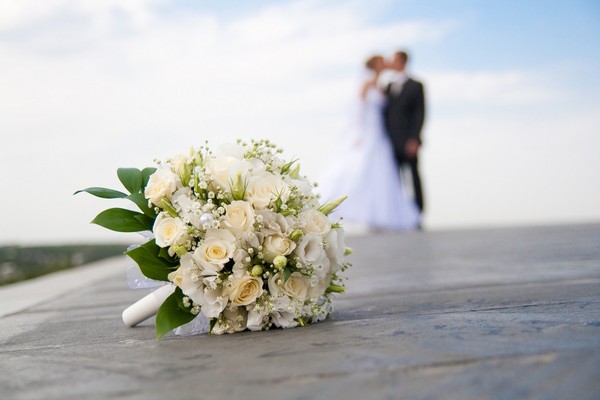 Αφήστε για το γάμο: τον αριθμό των ημερών, ερωτήσεις σχετικά με τις αργίες για το γάμο των παιδιών και των φίλων