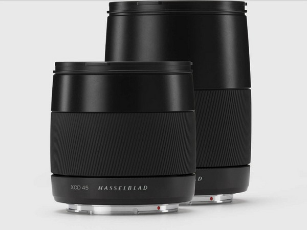Η πρώτη από τις καλύτερες: compact camera Hasselblad X1D