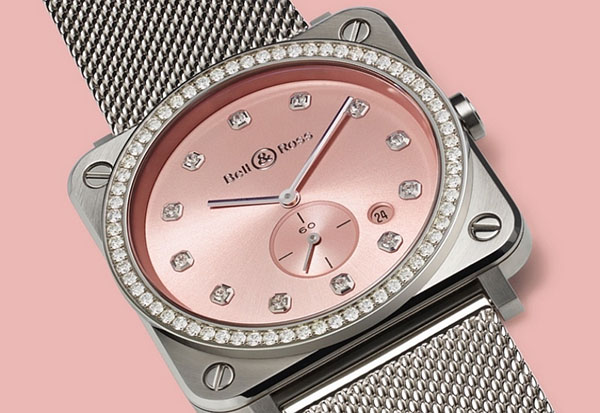 Ώρα στο ροζ φως: Τα ρολόγια της Novarosa από την Bell & Ross