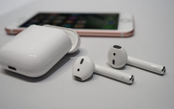 Ήχος χωρίς σύνορα: Ασύρματα ακουστικά Apple AirPods