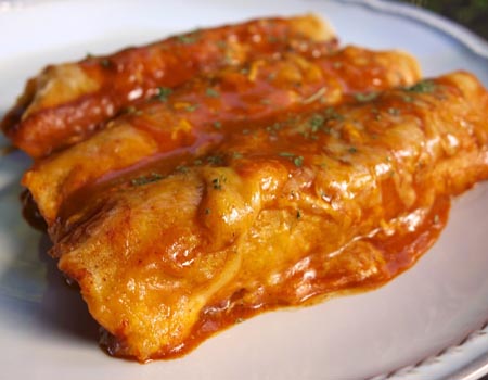 Enchiladas με φασόλια και λαχανικά ρίζας