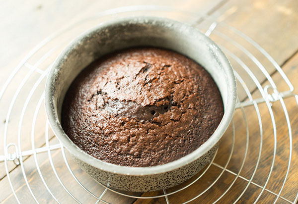 Η αρχική συνταγή: Black Larry Cake