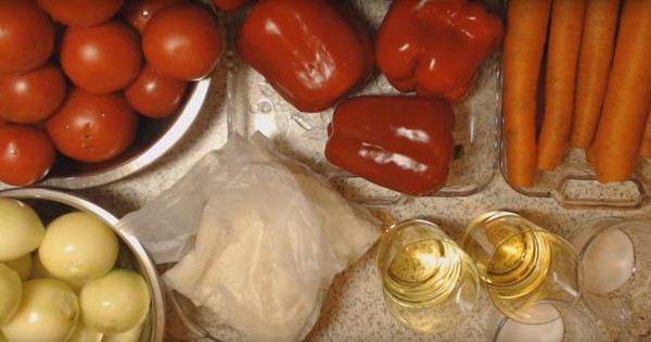 Σαλάτα με ρύζι και λαχανικά για το χειμώνα. Συνταγές για σαλάτα για το χειμώνα με ρύζι και ντομάτες, κολοκυθάκια, καρότα
