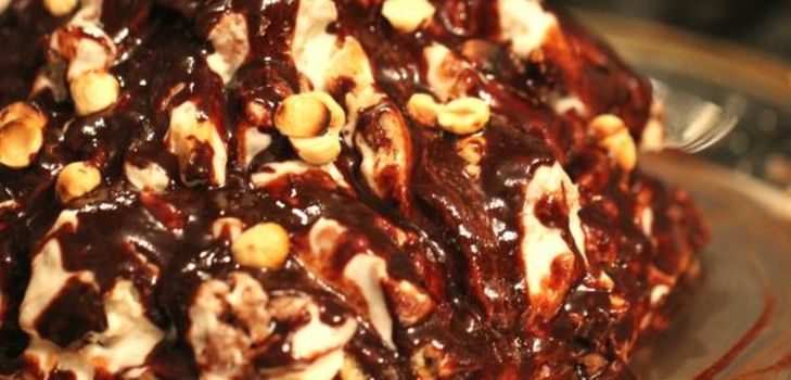 Cake Grafskie ερείπια στο multivark