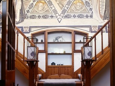 Sgraffito - διακοσμητική σκάλισμα σε γύψο Sgraffito - διακοσμητική σκάλισμα σε γύψο